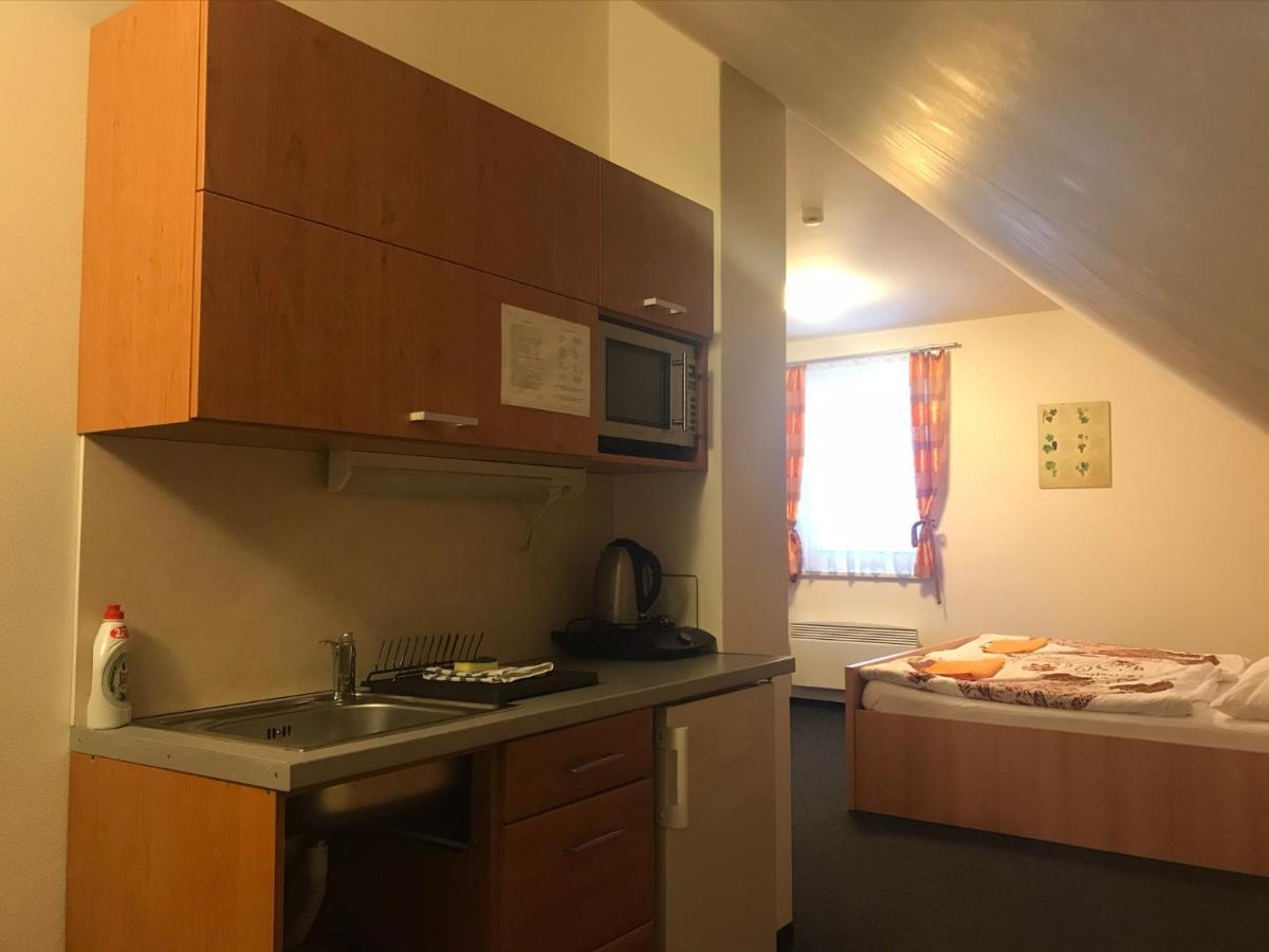 U Jeraba - Komplex A Horni Vestonice Rom bilde